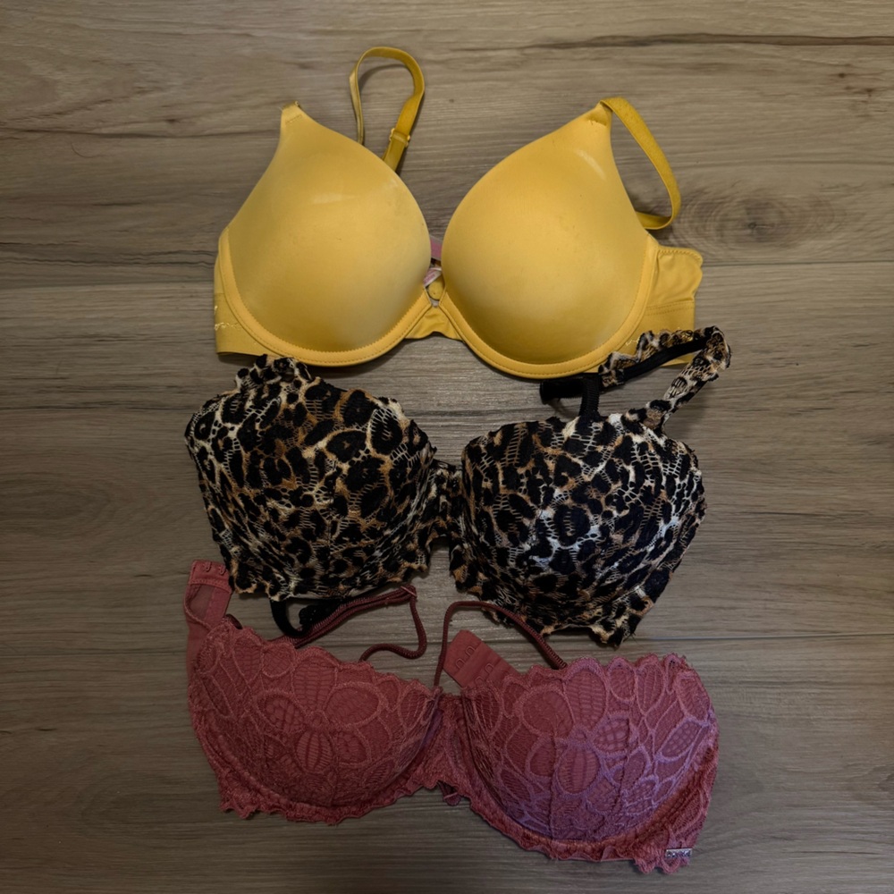 PINK VICTORIA SECRET WOMENS Bra Trio - Assorted Colors
